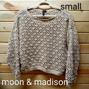 Moon & Madison chunky Knit Cream Sweater